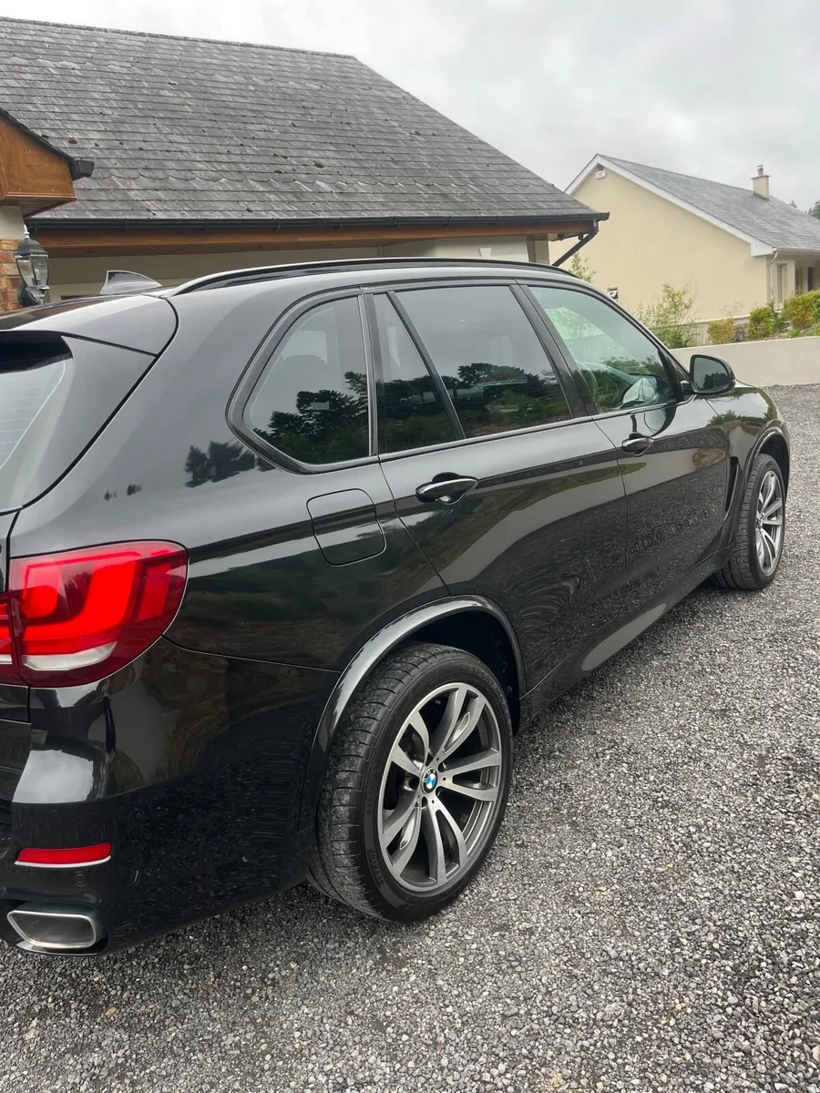 BMW X5 2015 - Image 1