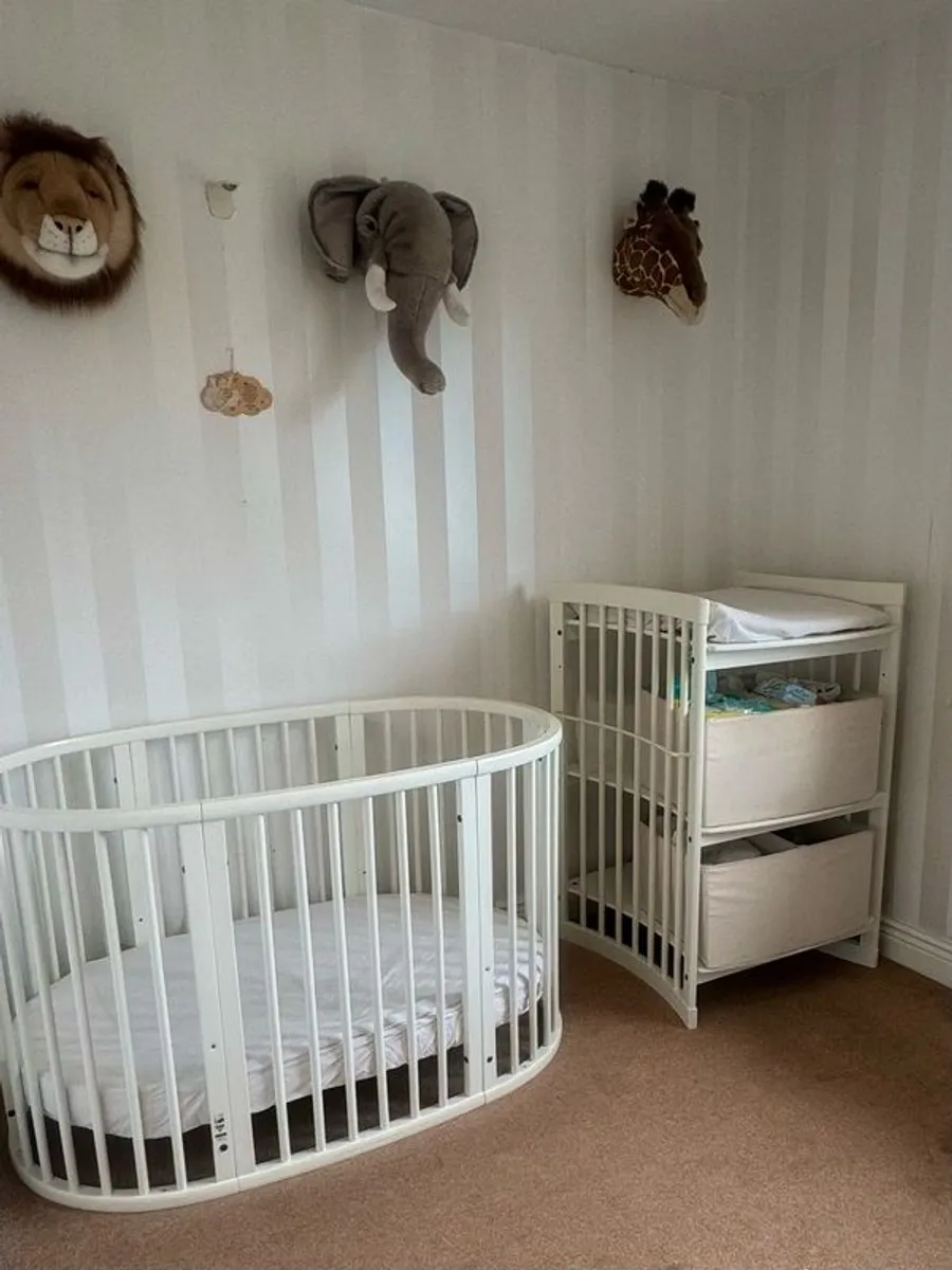 White Stokke Cot and Little Green Sheep Mattress - Image 2