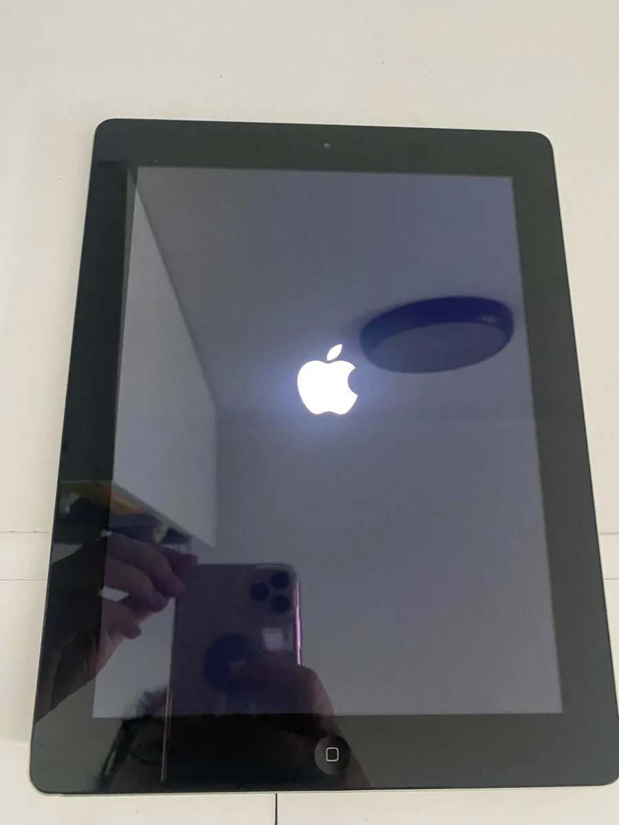 iPad 2 - Image 2