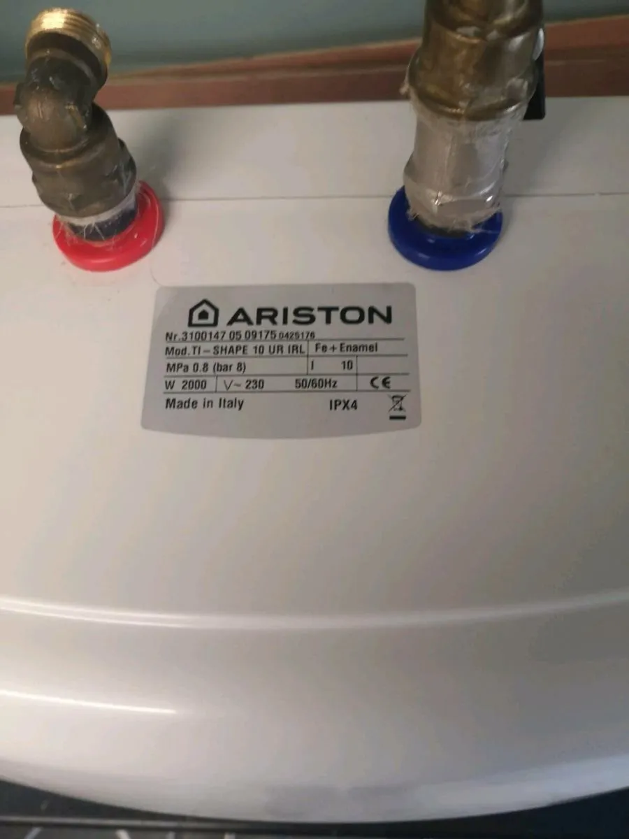 Electric water heater - Image 2