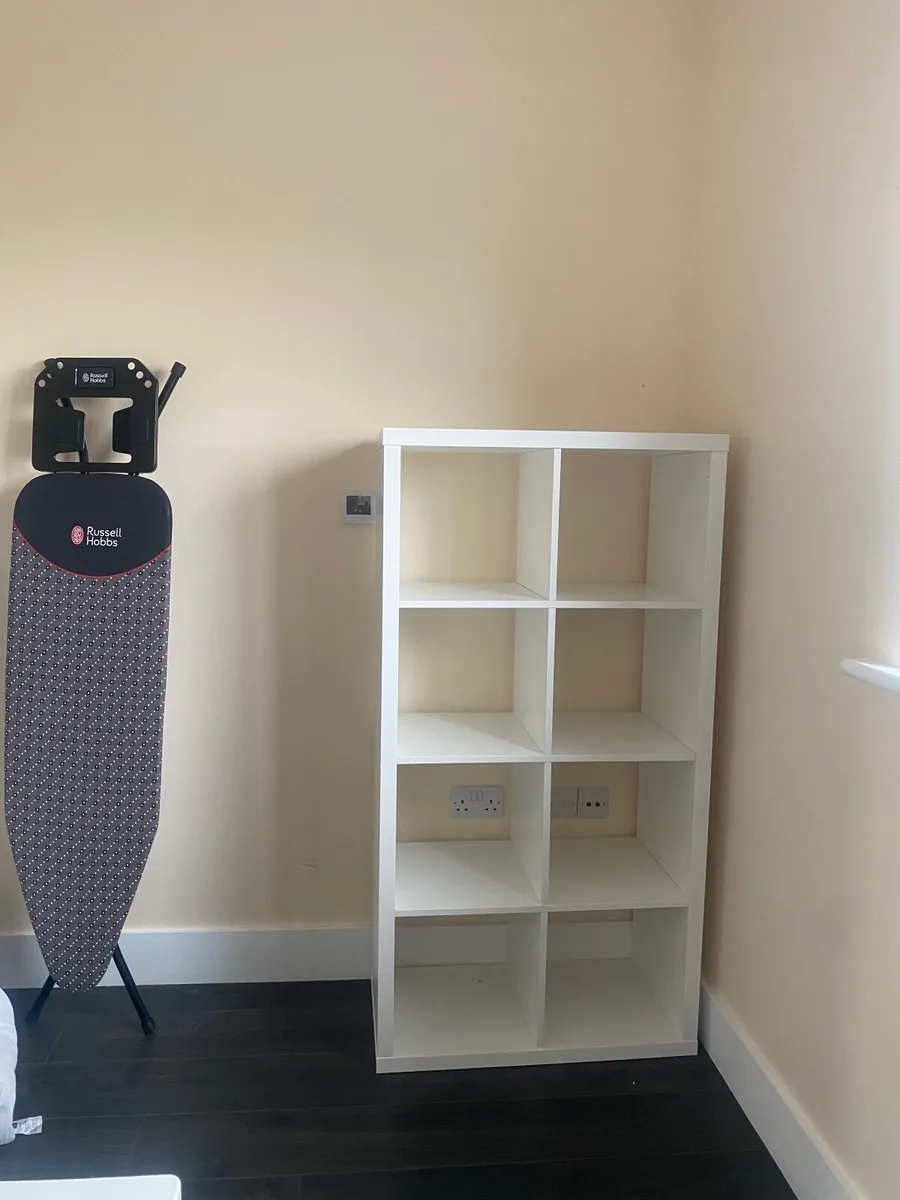 Shelving unit - Image 2