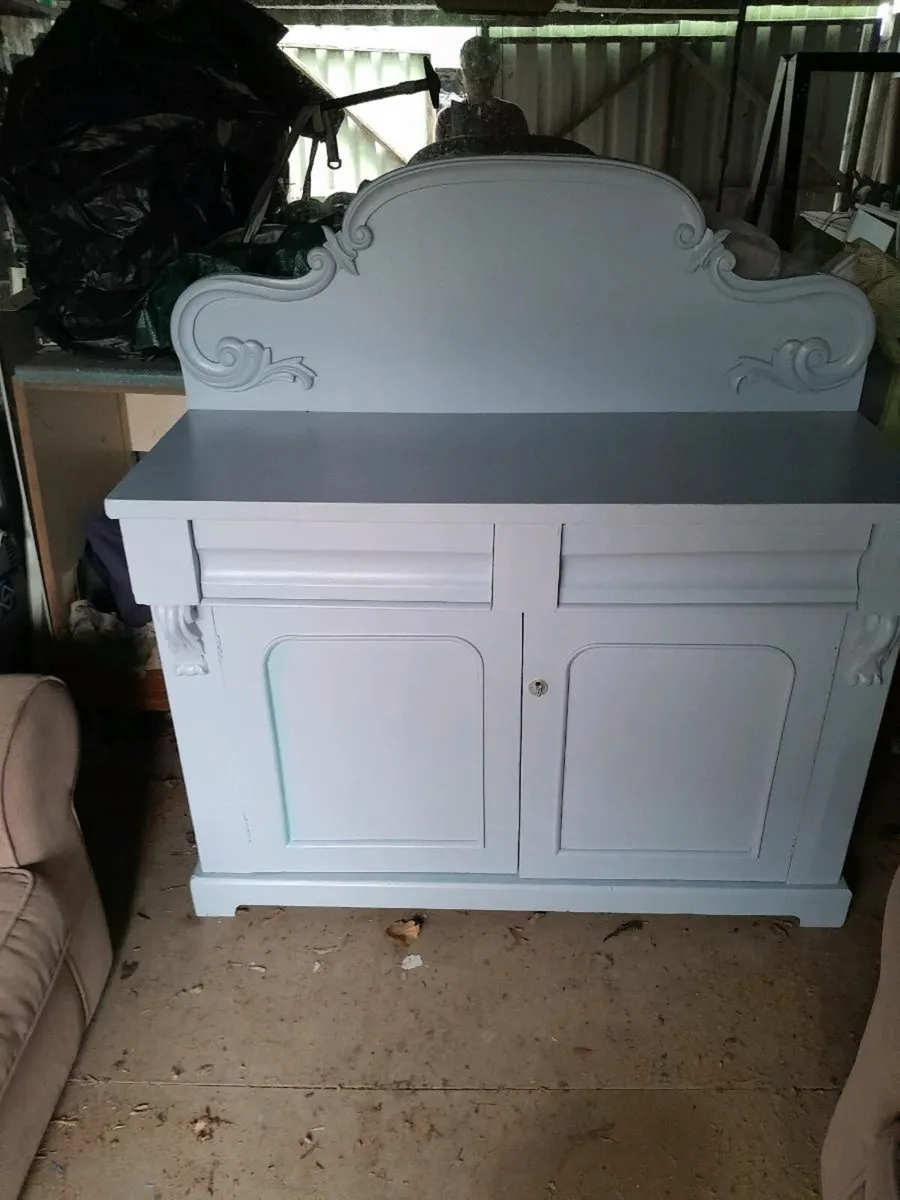 House hold furniture