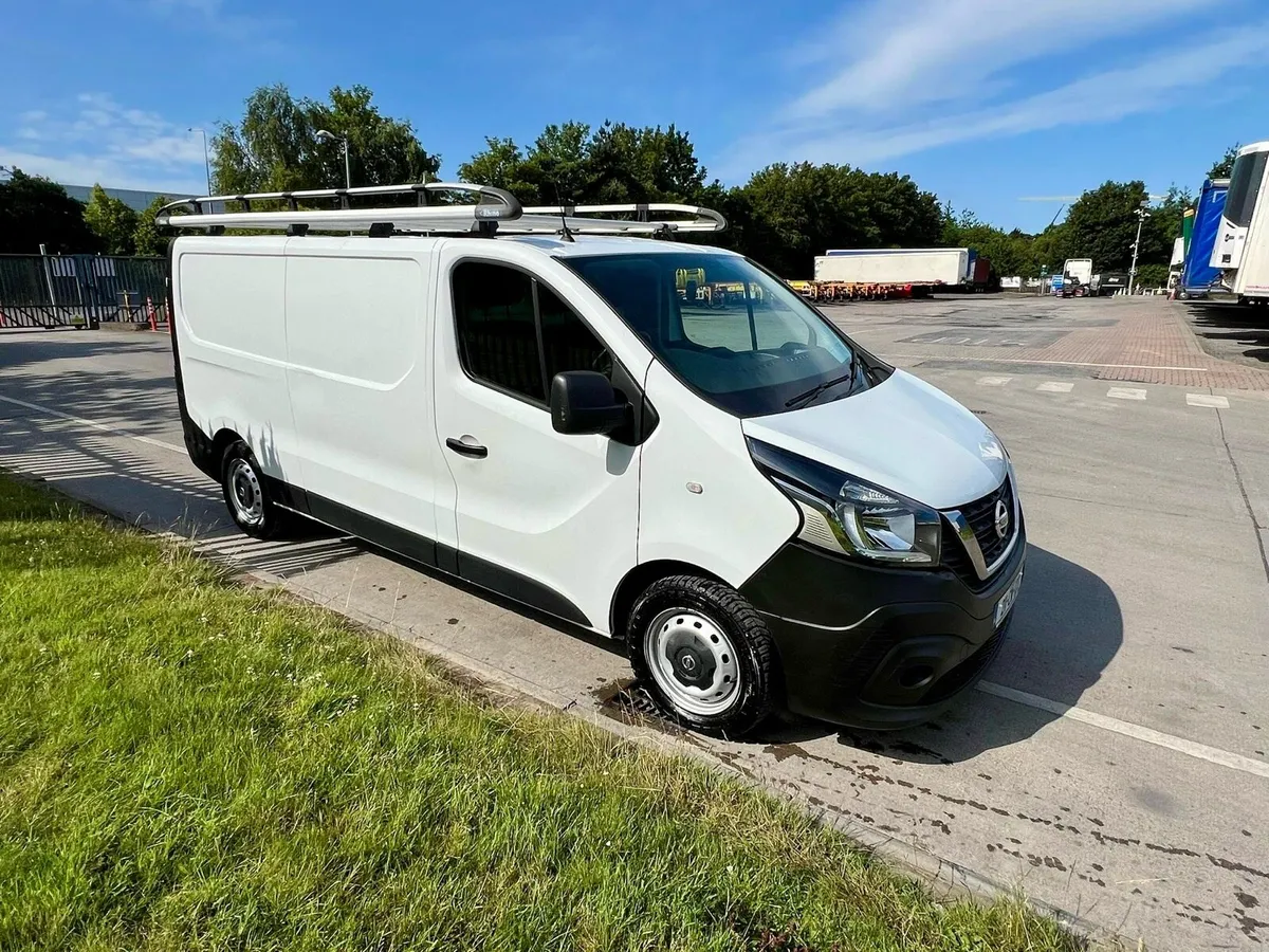 Nissan NV300 - Image 4