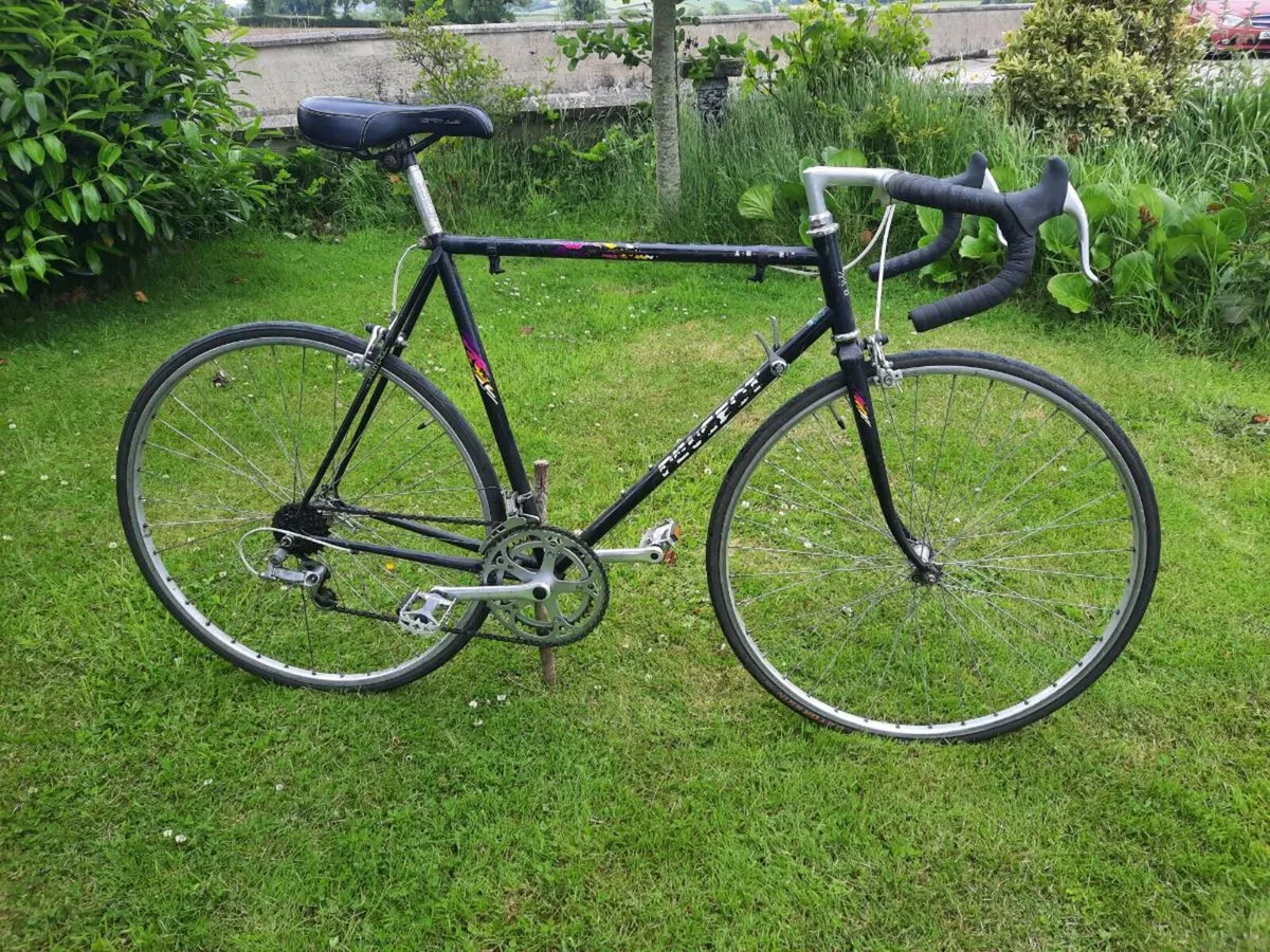Racing bike - Image 1
