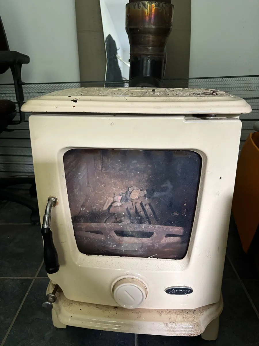 Stove - Image 1