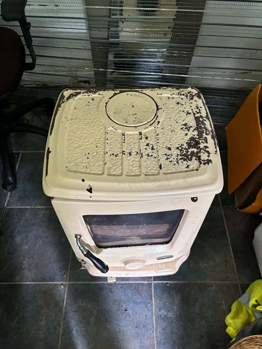 Stove - Image 2
