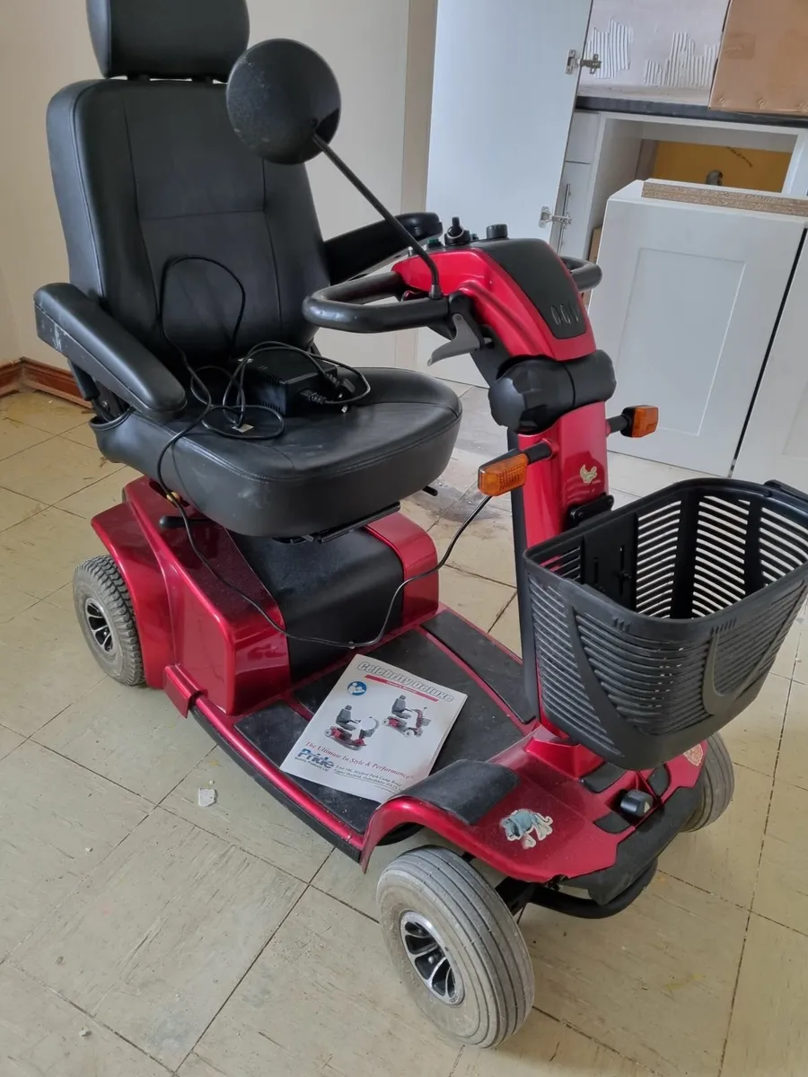 Mobility scooter - Image 1