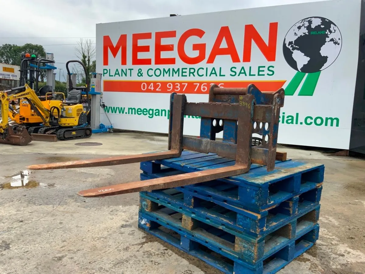 ENGCON S60 HITCH....PALLET FORKS......3396 - Image 3