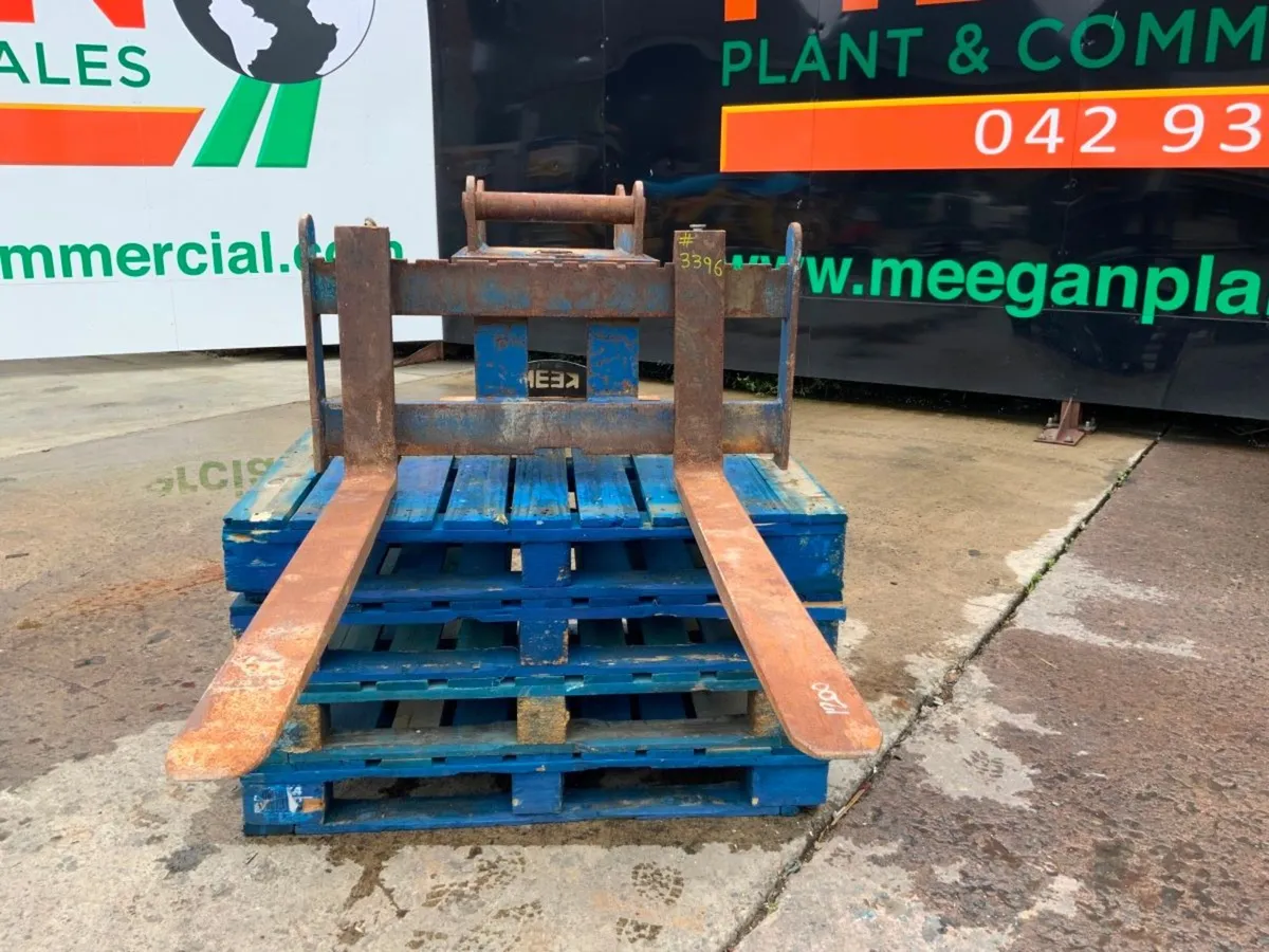 ENGCON S60 HITCH....PALLET FORKS......3396 - Image 2