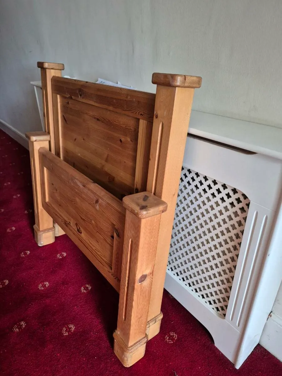 Single bed - Image 3
