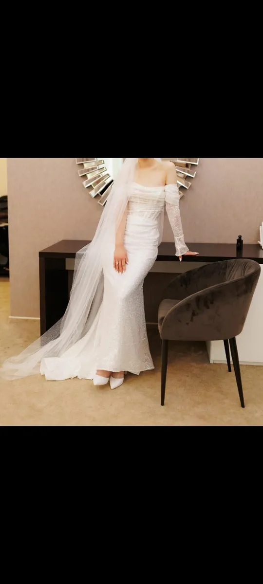 Wedding Dress - Image 3
