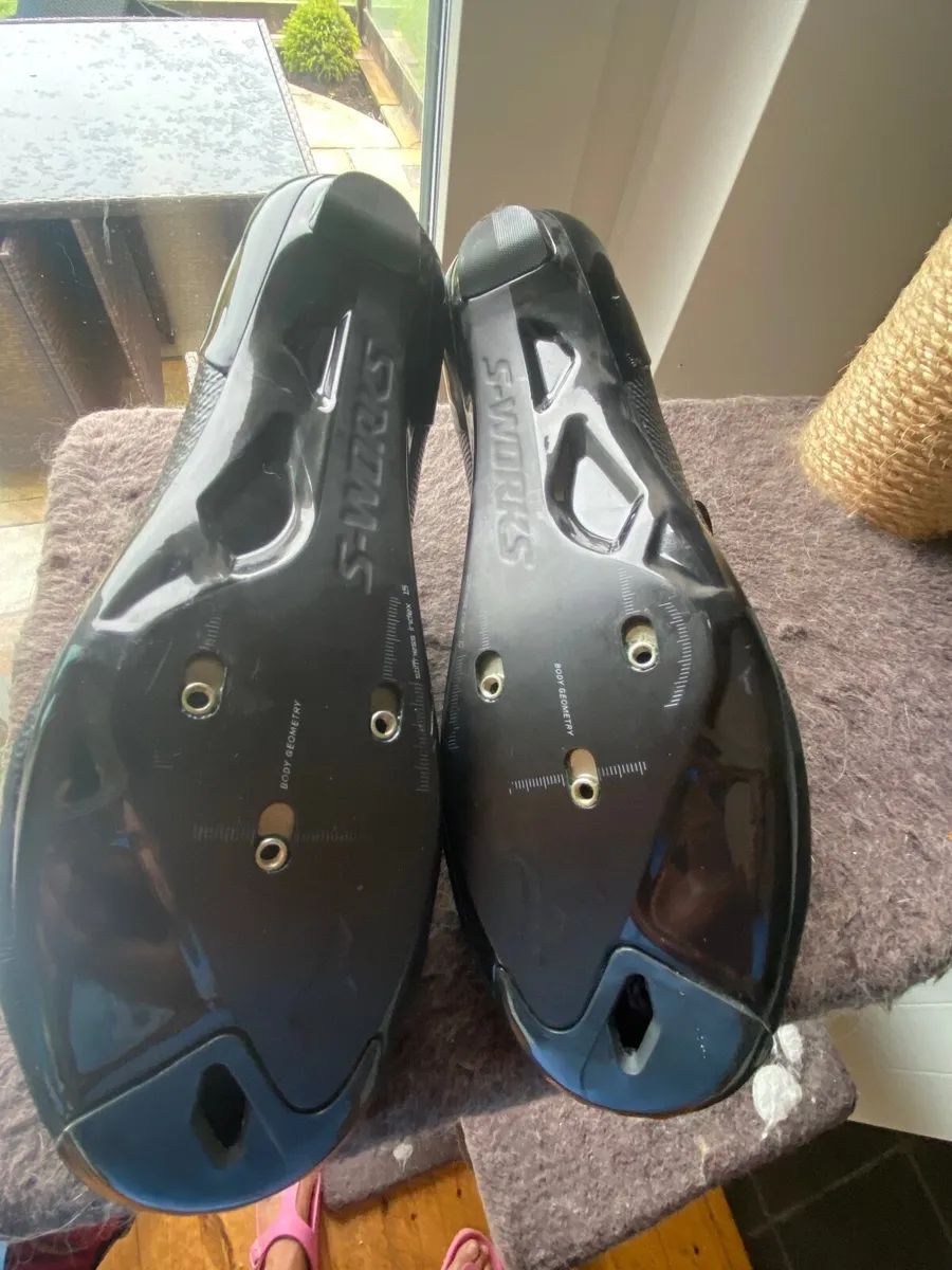 S Works 7 Road cycling shoes size 41.5 - Image 2