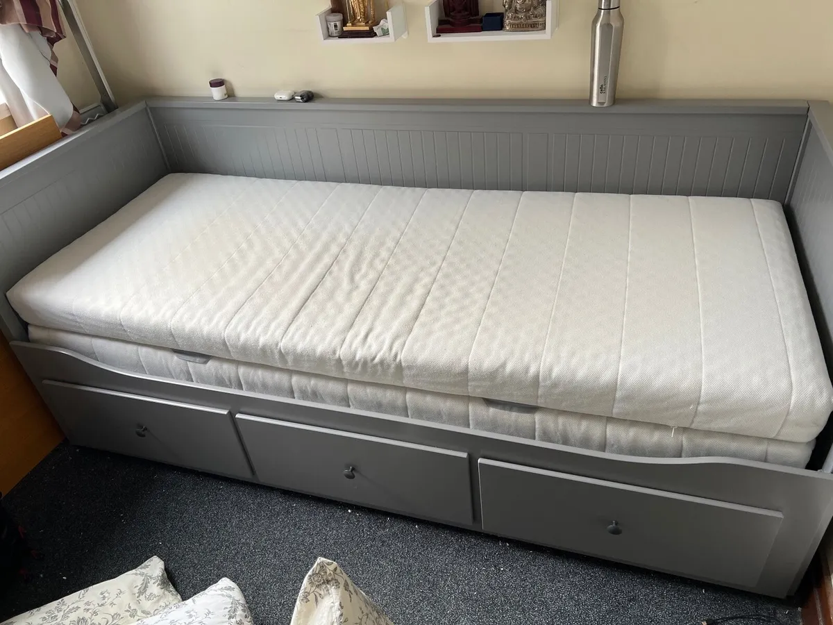 IKEA Hemnes Day bed Blackrock - Image 1