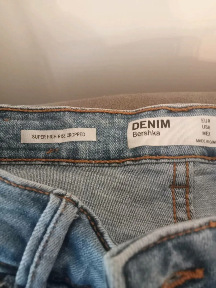 Ladies bershka skinny jeans size 8 and 10 - Image 1