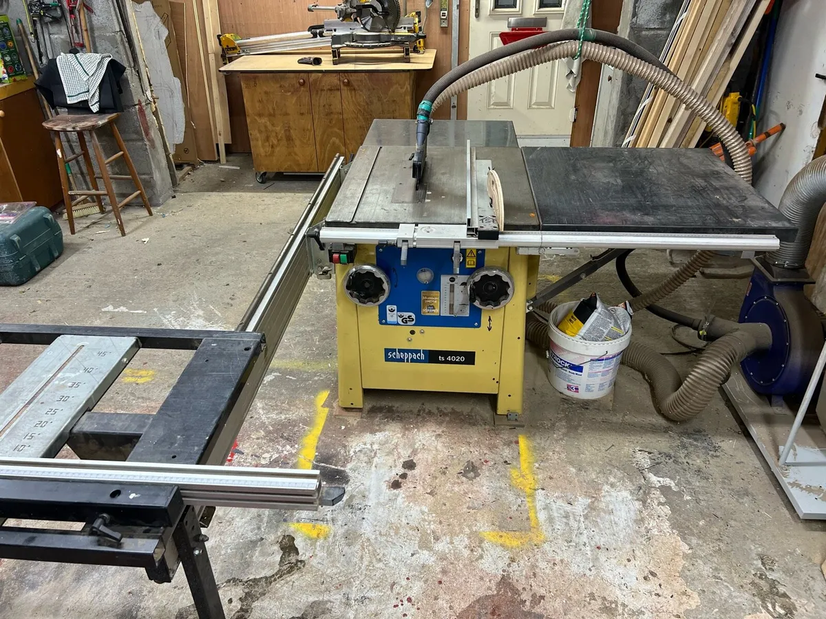 Table saw - Image 1
