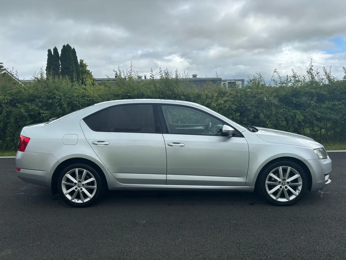 Skoda Octavia Elegance - Image 2