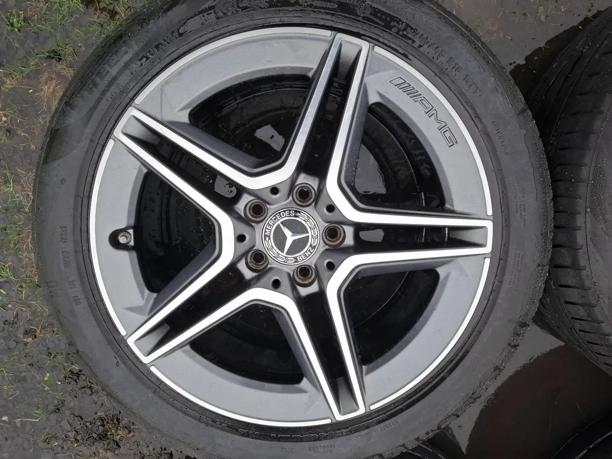 18" Genuine Mercedes E Class Amg Alloys with tyres - Image 1