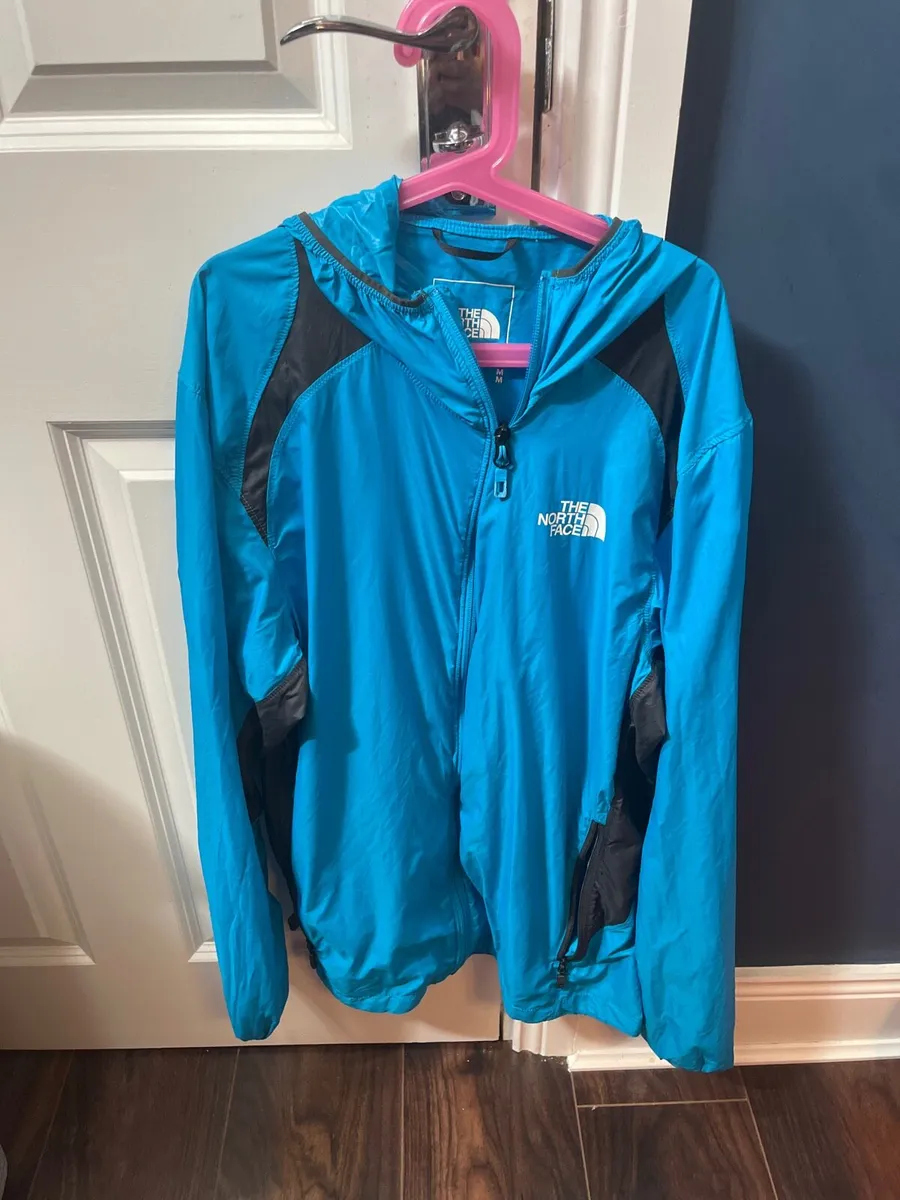 Northface windbreaker
