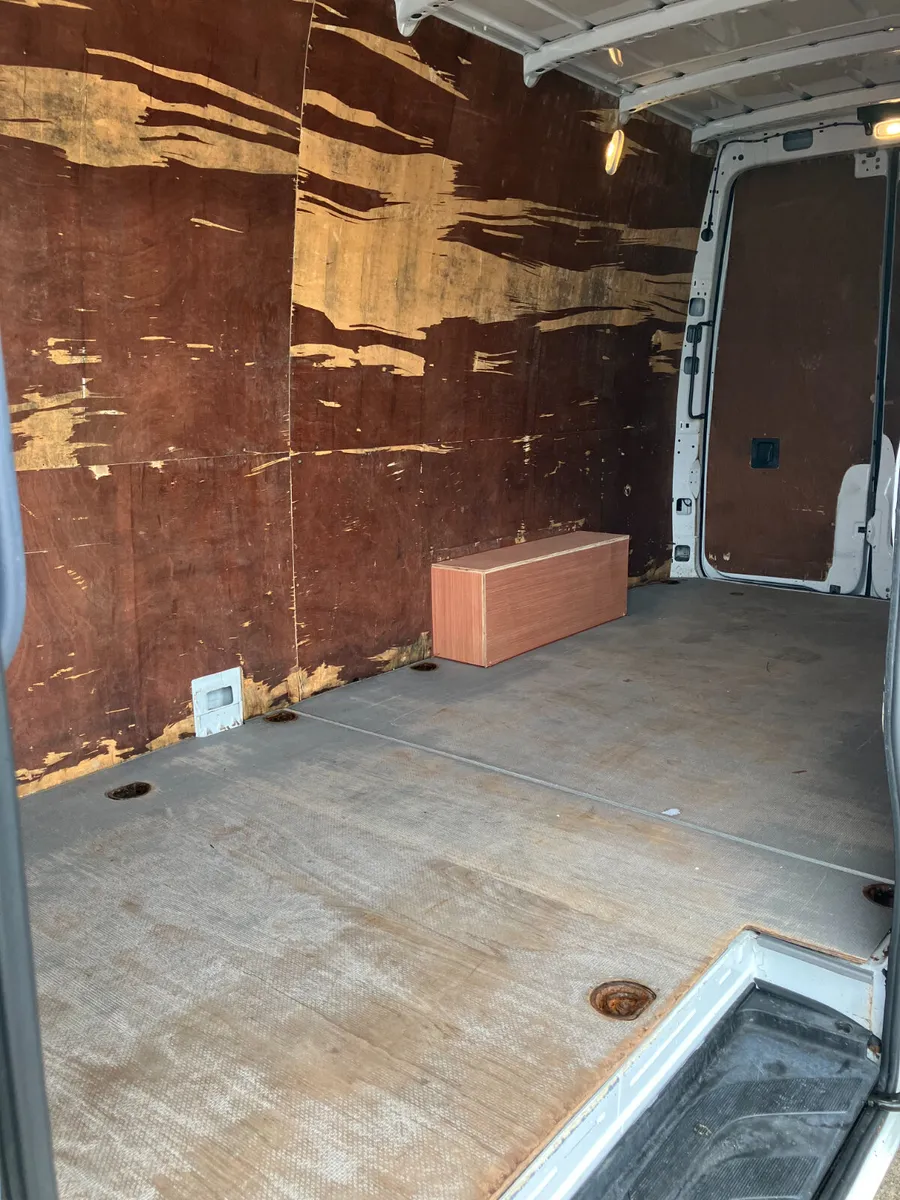 Mercedes-Benz Sprinter 2020 - Image 3
