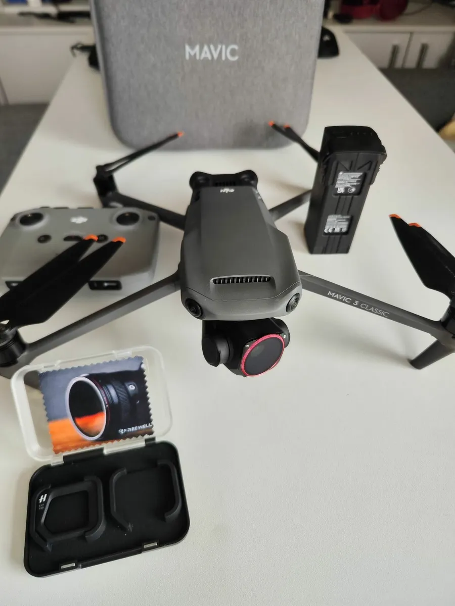 Dji Mavic 3 Classic - Image 1