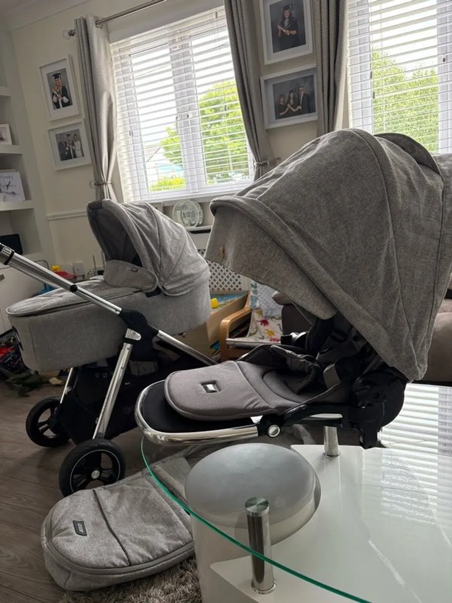 pram - Image 2
