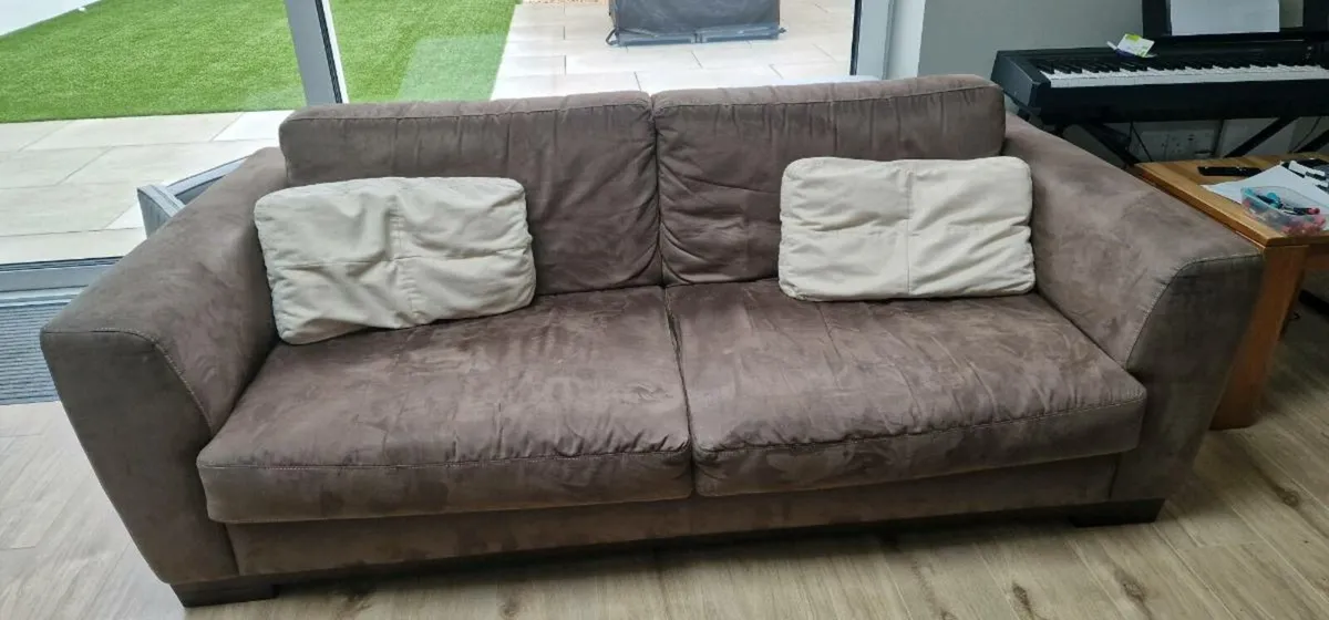 3 piece furniture suite - Image 3