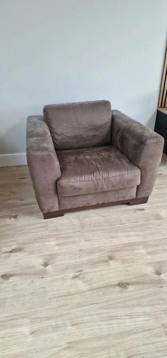 3 piece furniture suite - Image 1