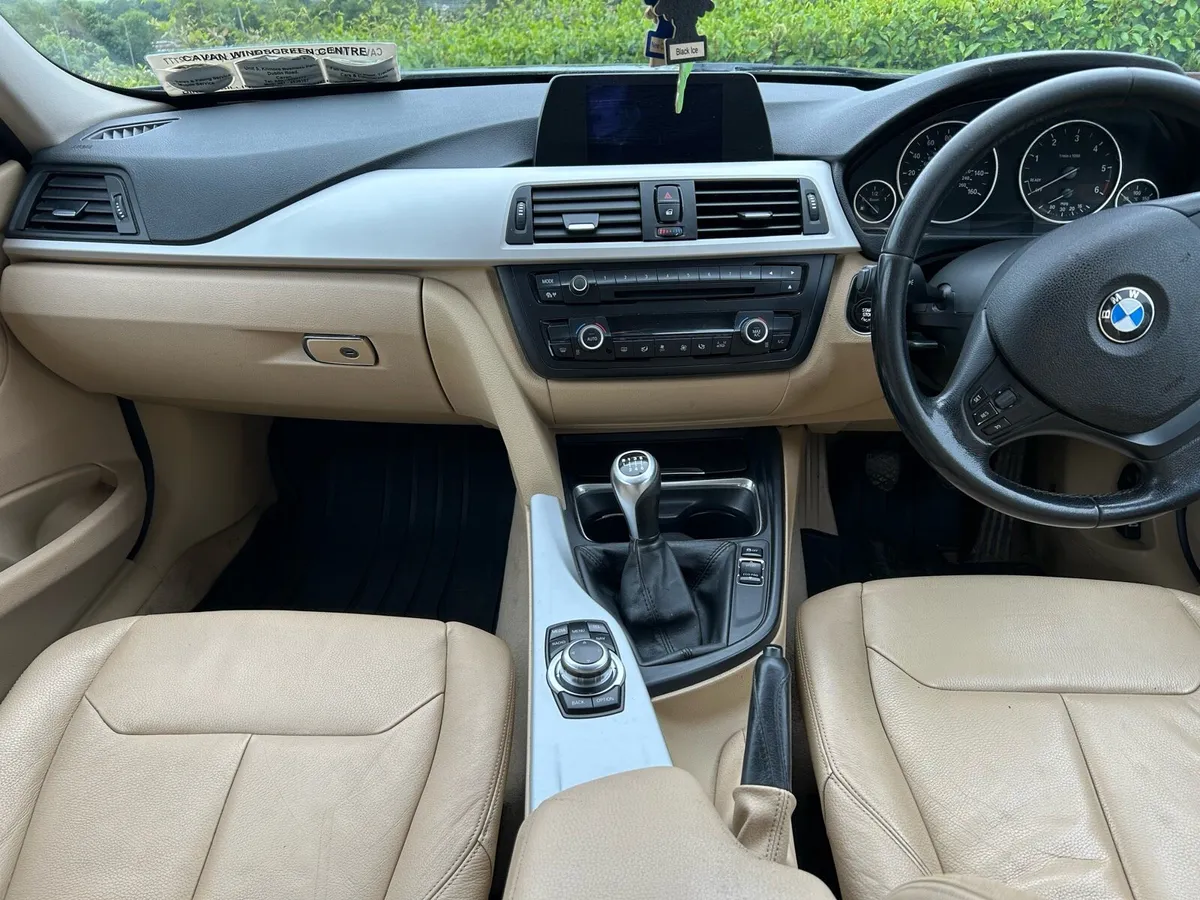 BMW 320d - Image 4