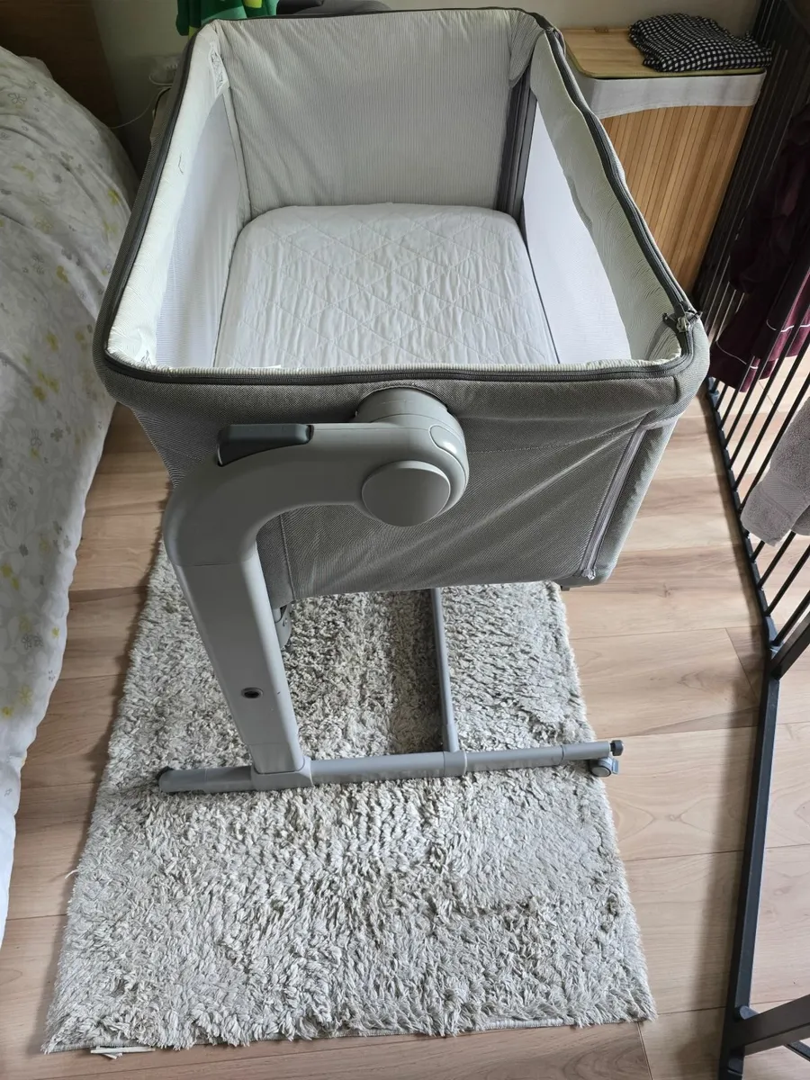 Co sleeper - Image 3