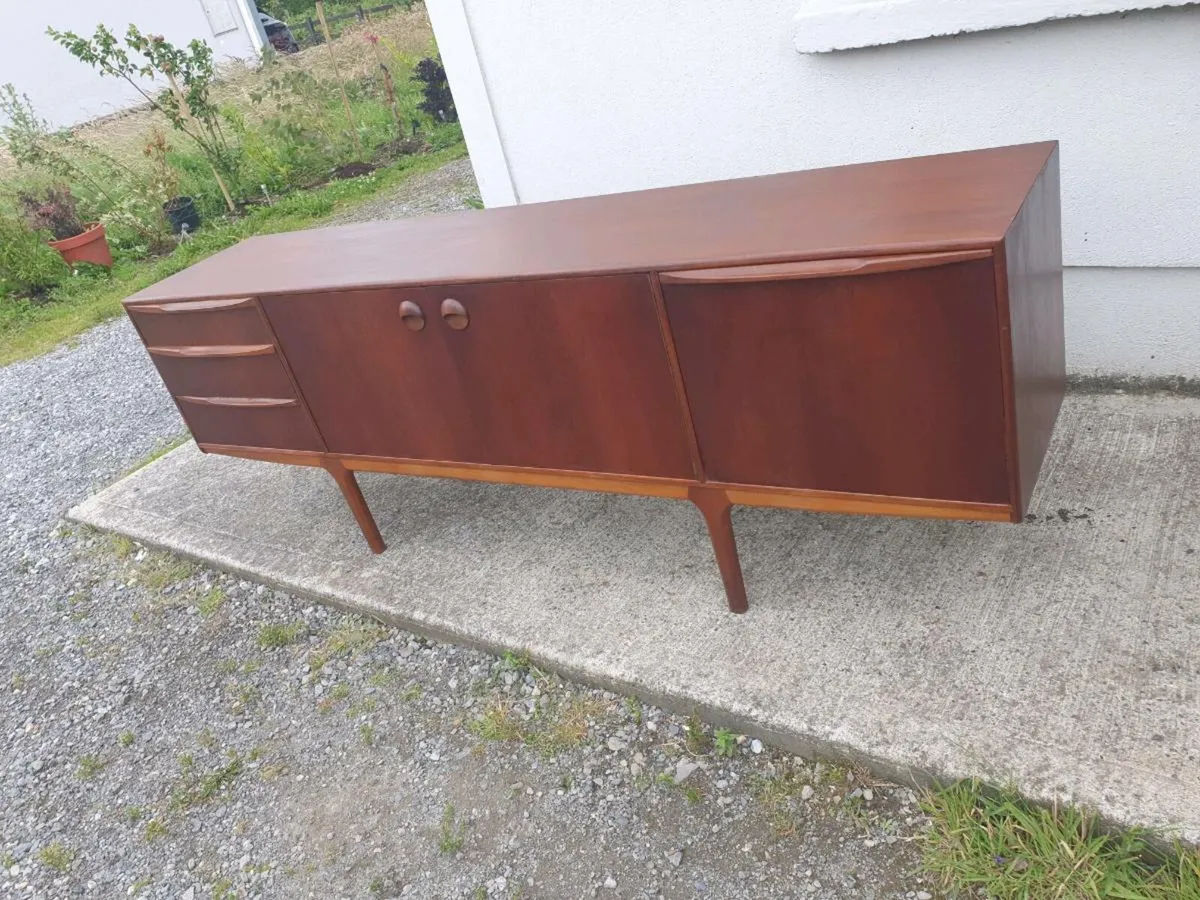 Mcintosh teak dunfermline sideboard - Image 1