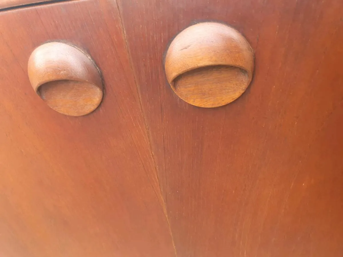 Mcintosh teak dunfermline sideboard - Image 2