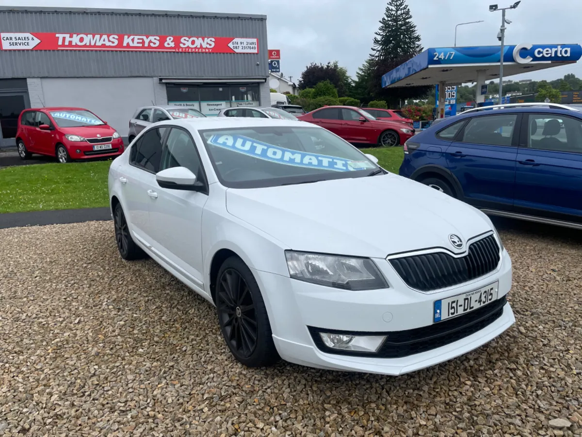 2015 Skoda Octavia 1.6 TDI CR 105BHP DSG Active - Image 2