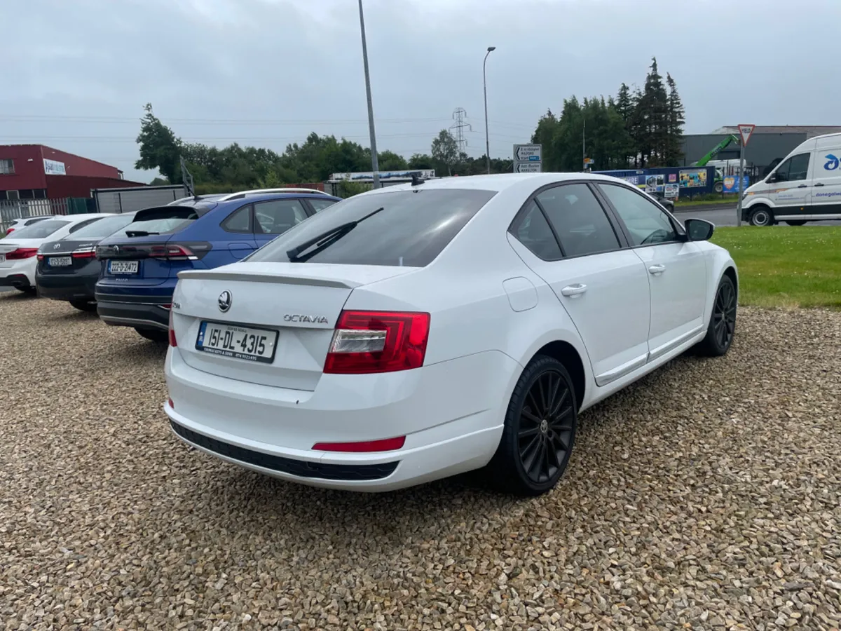 2015 Skoda Octavia 1.6 TDI CR 105BHP DSG Active - Image 3