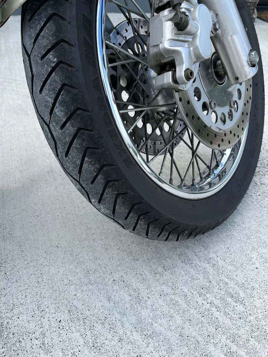 YAMAHA XVS 1100 Dragstar - Image 3
