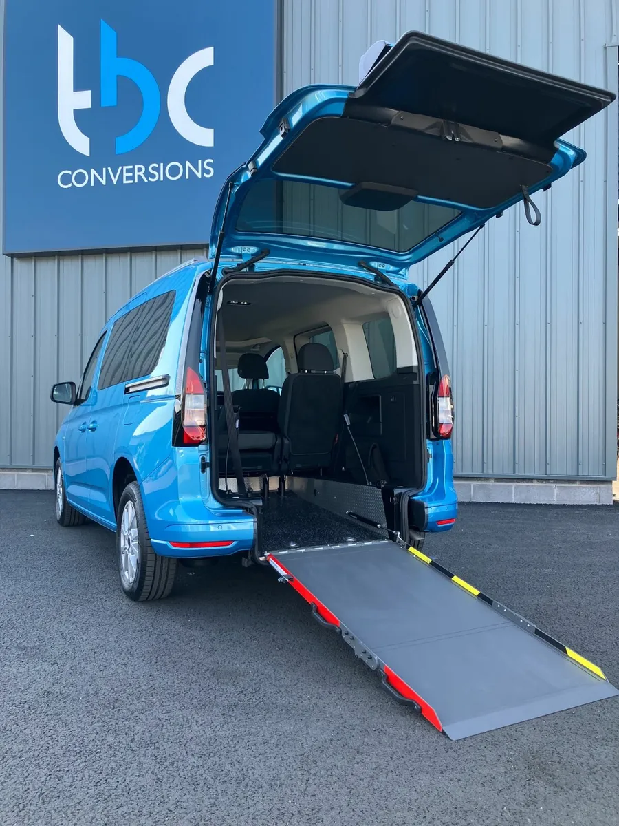 Ford Tourneo Connect 2025 - Image 2