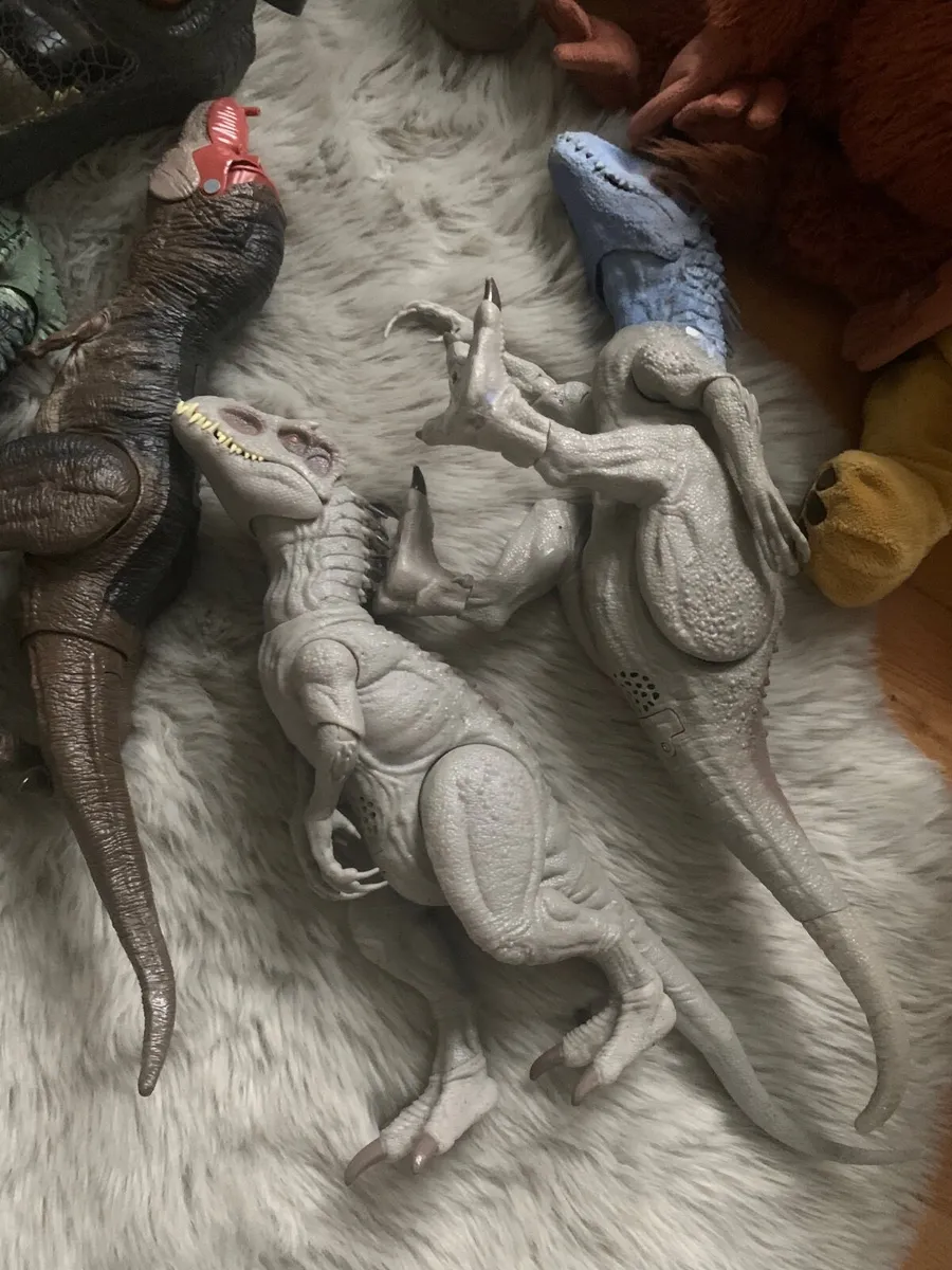 Toys - Image 2