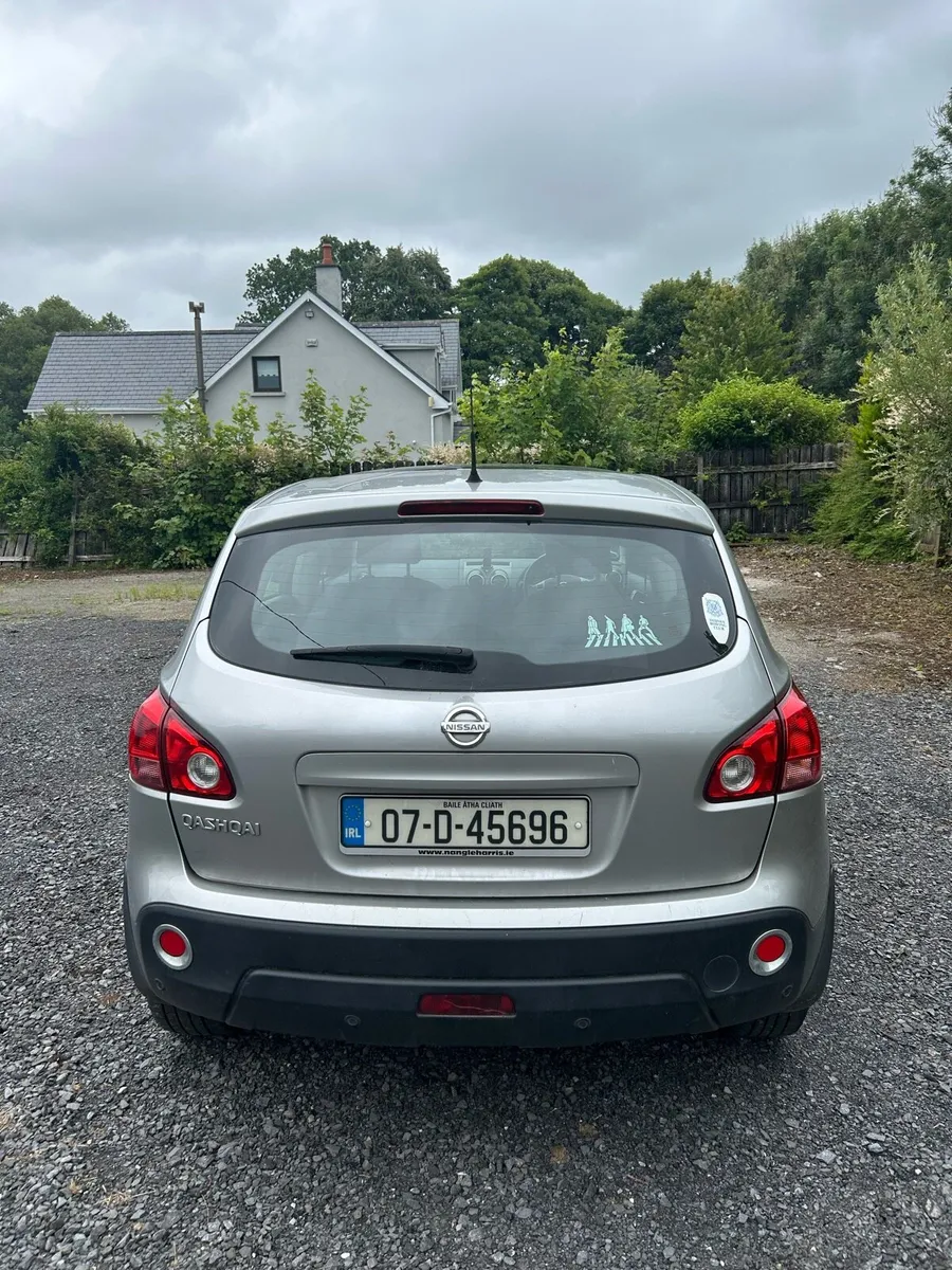 Nissan Qashqai 1.6 Silver - NCT and TAX - Image 2