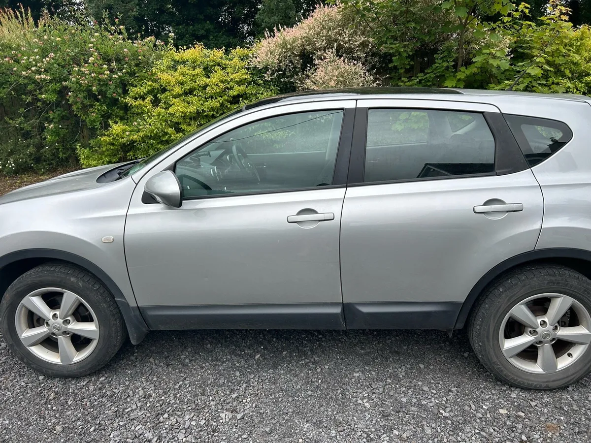 Nissan Qashqai 1.6 Silver - NCT and TAX - Image 3