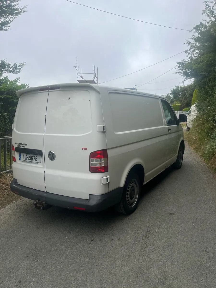 Volkswagen transporter - Image 4
