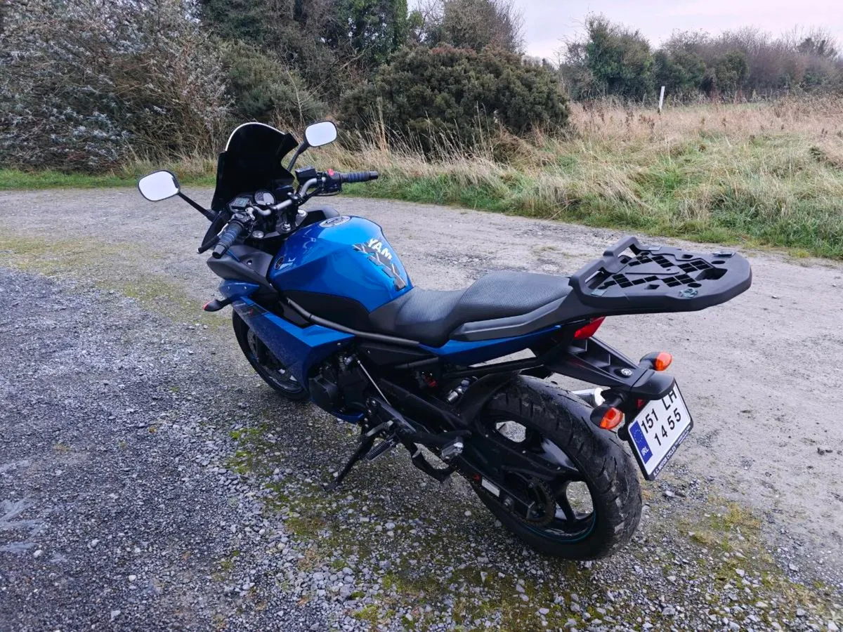 Yamaha XJ6 Diversion F 2015 - Image 3