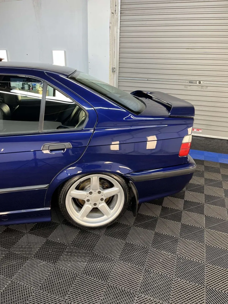 Bmw e36 320i - Image 4