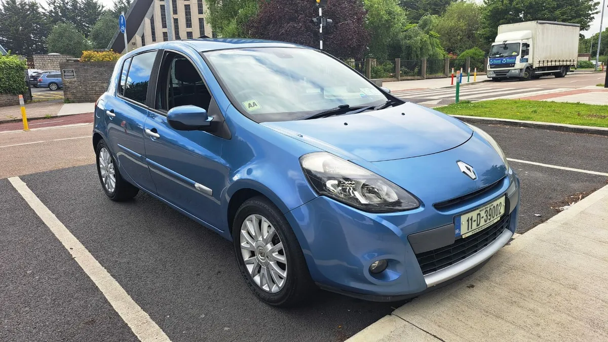 Clio 2011 1.5 diesel only 150000km New nct tax - Image 1