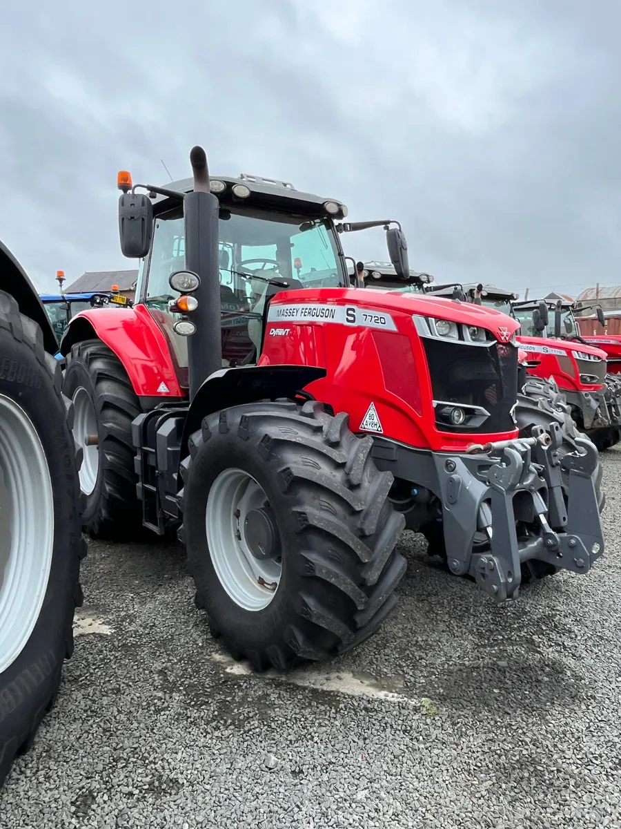 Massey Ferguson 7720 Dyna Vt - Image 2