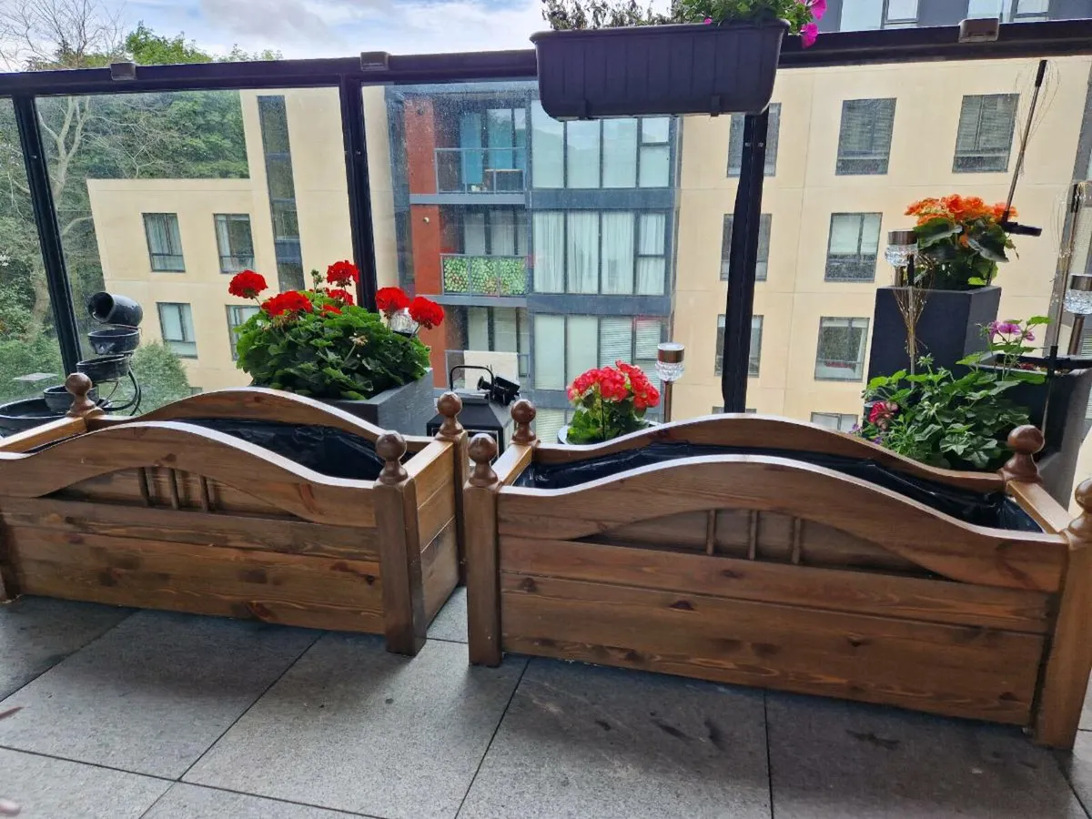 2 wooden planters 92 cm x 30 cm H 33 cm - Image 2