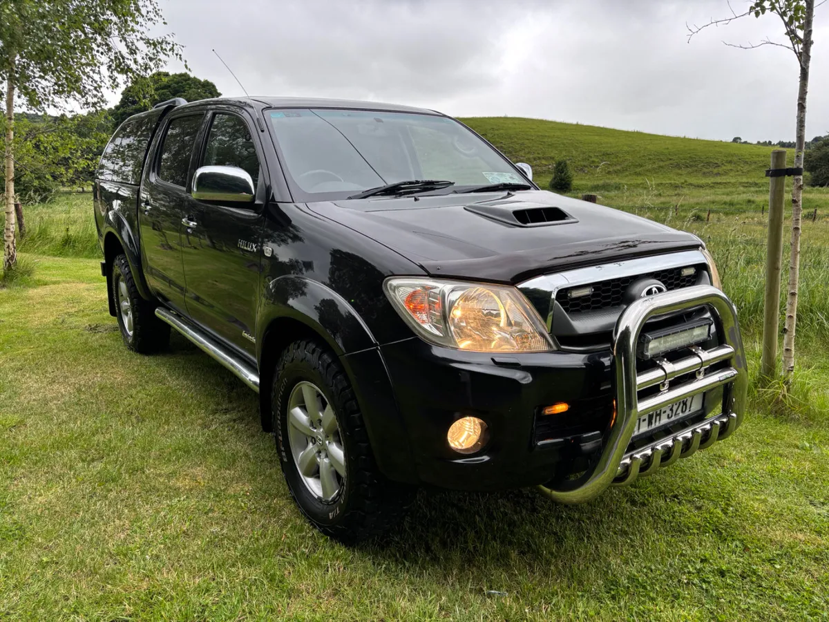 Toyota Hilux 2011 Invincible auto 3.0 D4D - Image 3