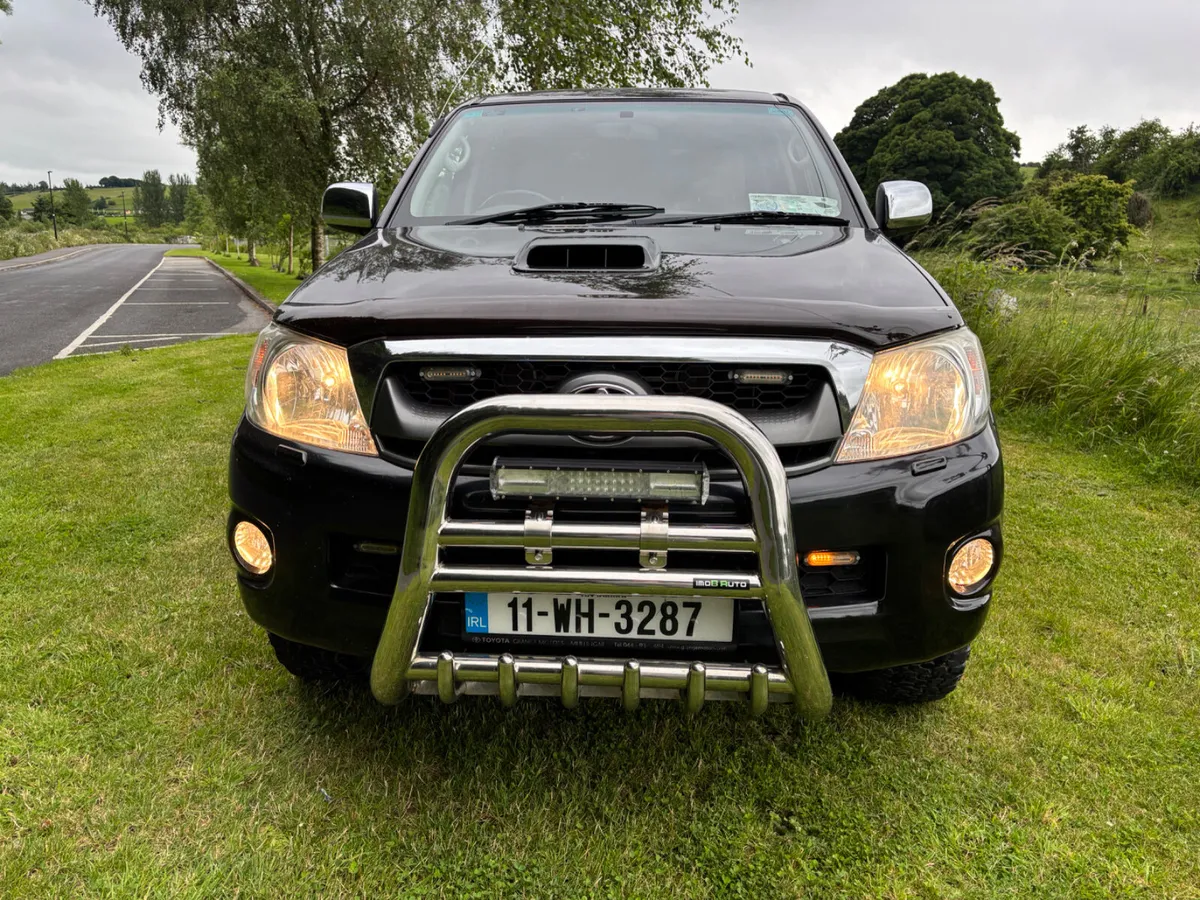Toyota Hilux 2011 Invincible auto 3.0 D4D - Image 2