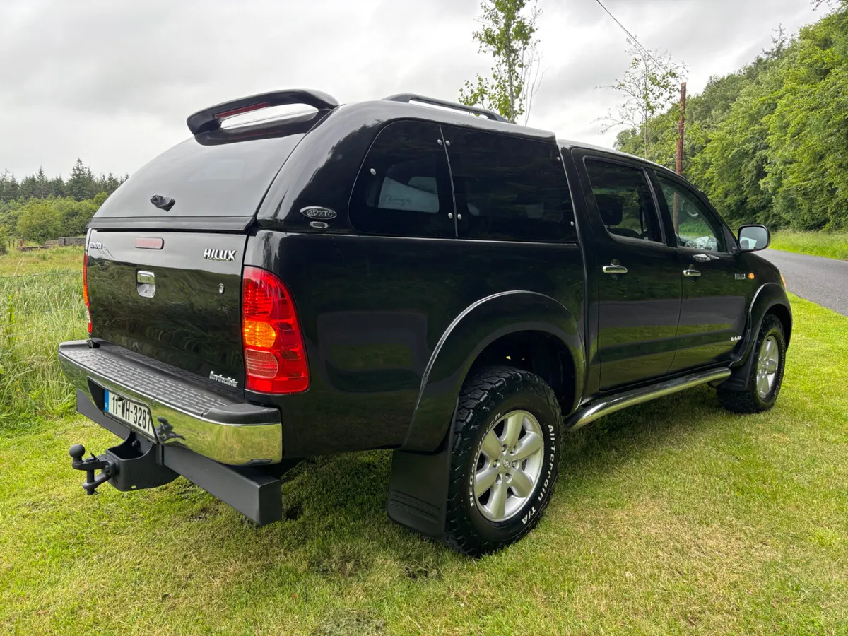 Toyota Hilux 2011 Invincible auto 3.0 D4D - Image 4