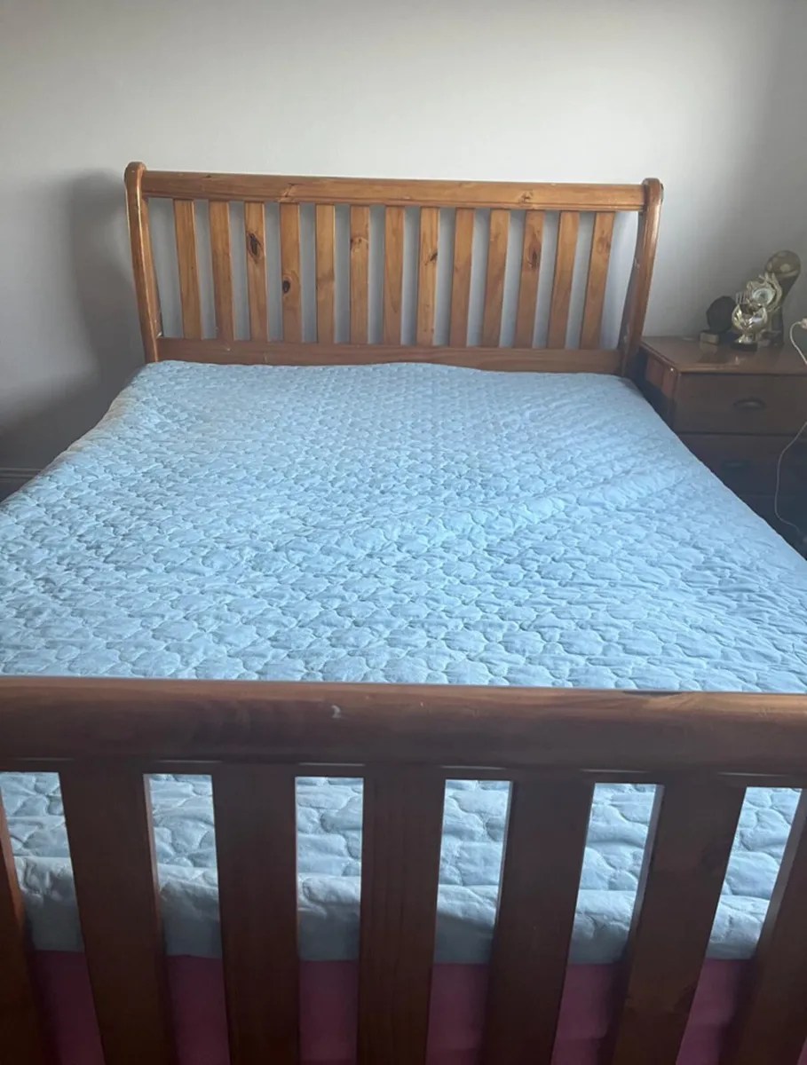 Bed - Image 1