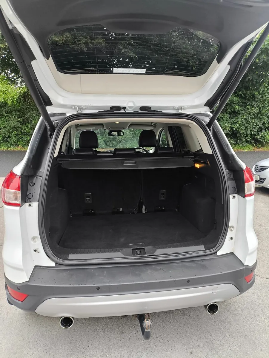 Ford Kuga 2016 Titanium - Image 2