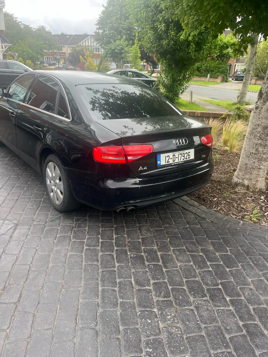 Audi A4 2012 - Image 2